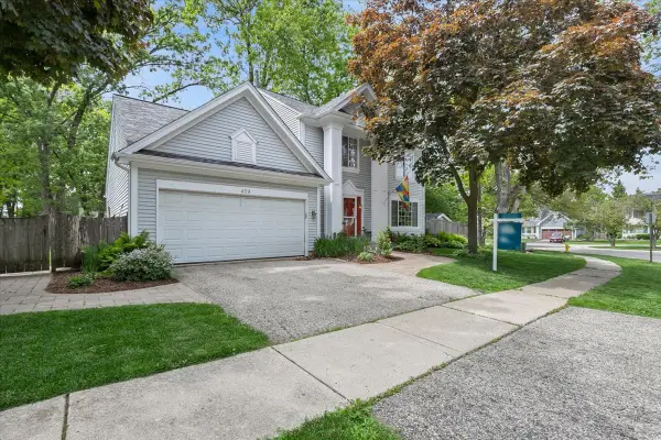 459 Rock Hall Circle, Grayslake, IL 60030
