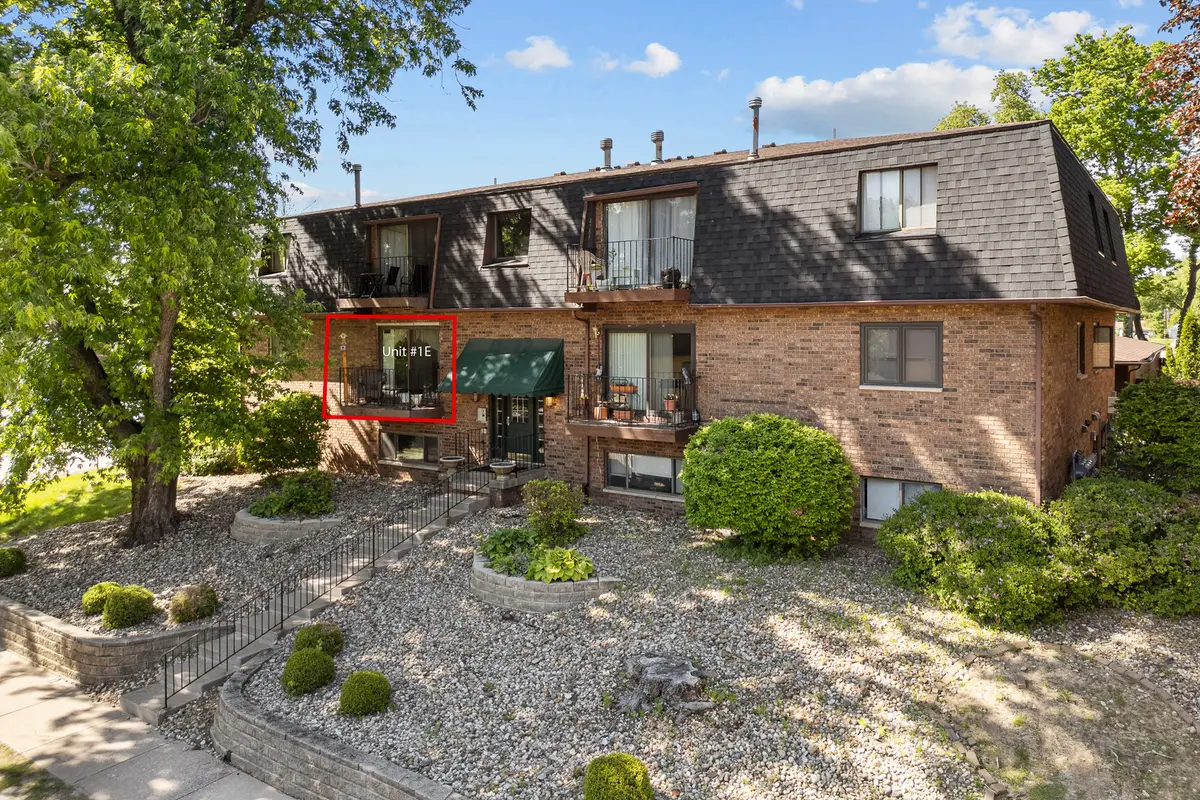 2501 26th Avenue Court #1-E, Rock Island, IL 61201 - #1