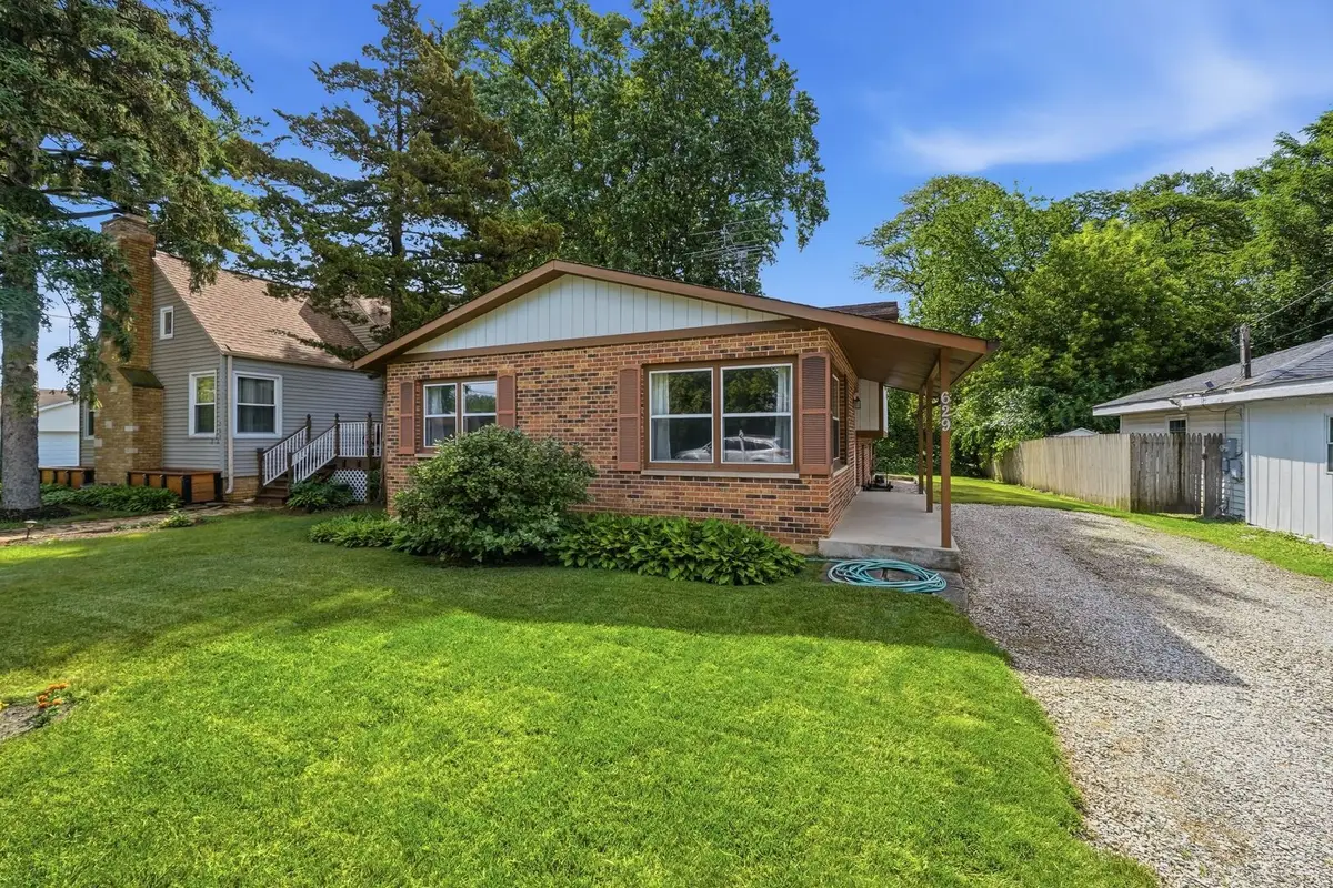 629 N Lakeview Drive, Round Lake, IL 60073 - #1