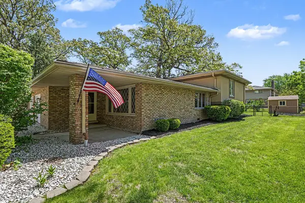 6351 W 124th Place, Palos Heights, IL 60463