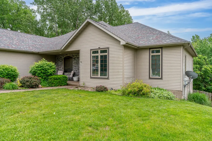 1585 Deer Wood Drive, Bettendorf, IA 52722 - #2