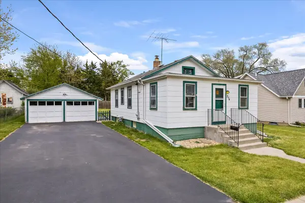 274 Kossuth Street, South Elgin, IL 60177
