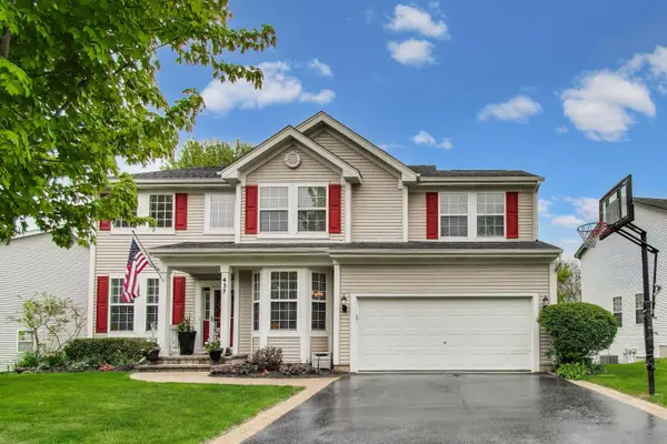 437 N Crooked Lake Lane, Lindenhurst, IL 60046