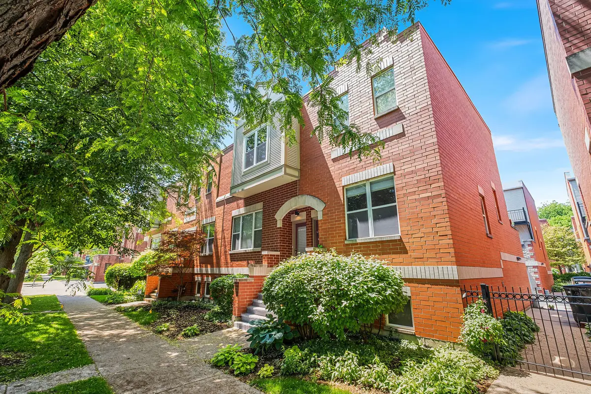 3438 N Monticello Avenue, Chicago, IL 60618 - #1