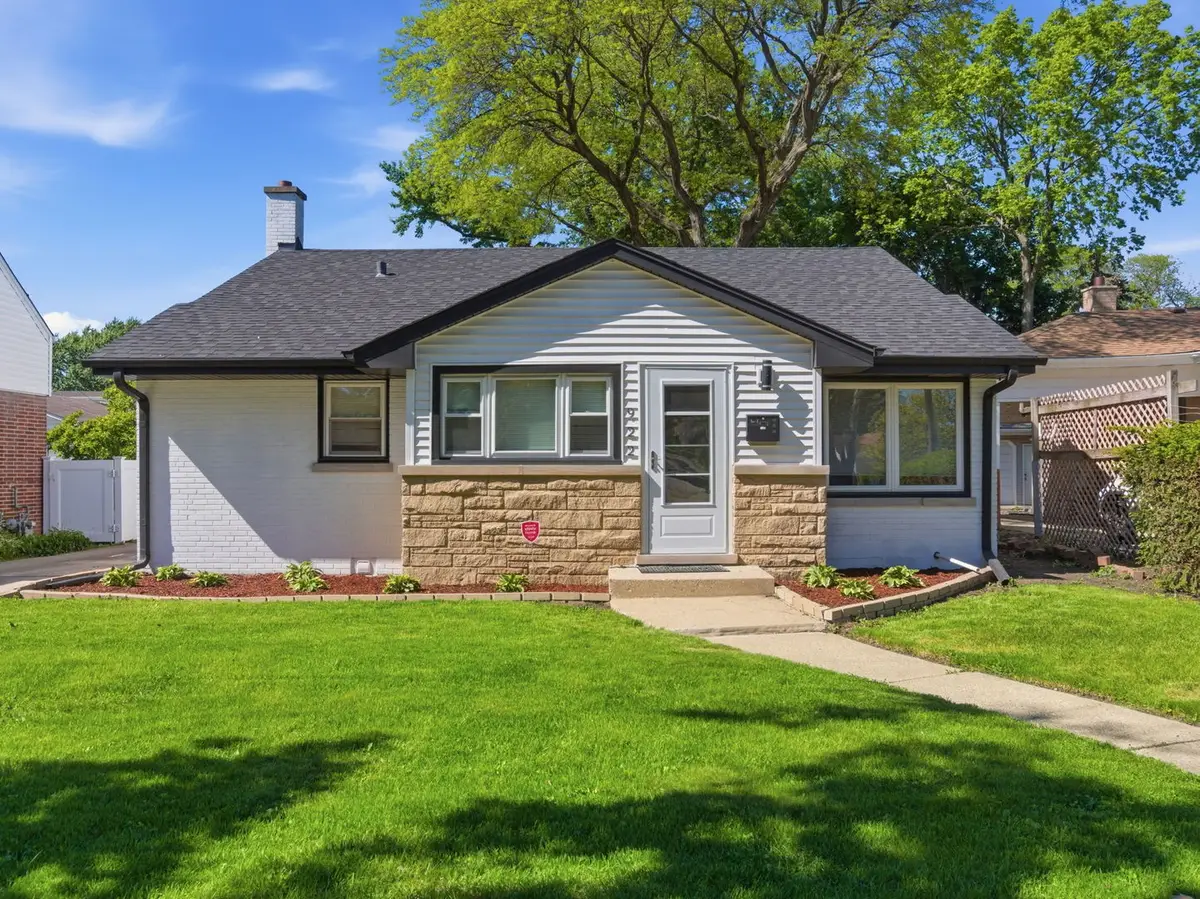 922 Glenlake Avenue, Park Ridge, IL 60068 - #1