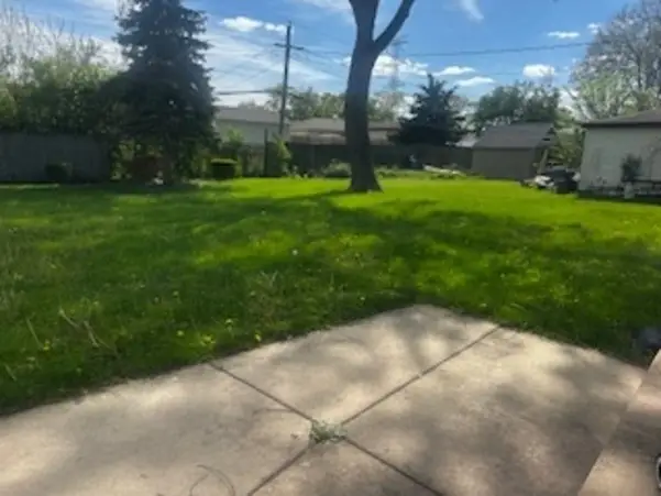 15W425 Victory Parkway, Elmhurst, IL 60126 - #2