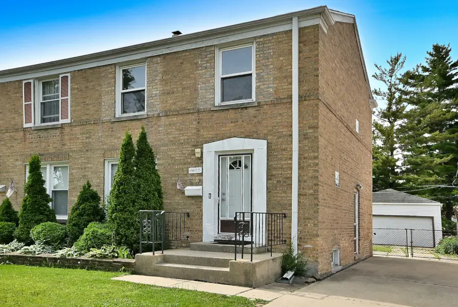 1653 Stockton Avenue, Des Plaines, IL 60018 - #2