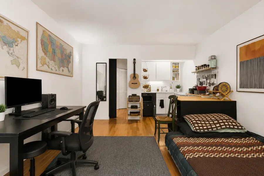 235 W Eugenie Street #G10, Chicago, IL 60614 - #3