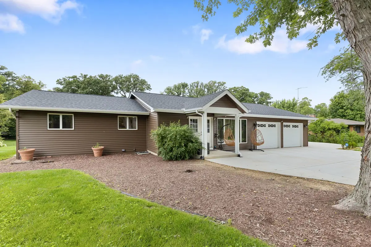 83 S Linden Drive, Plano, IL 60545 - #1