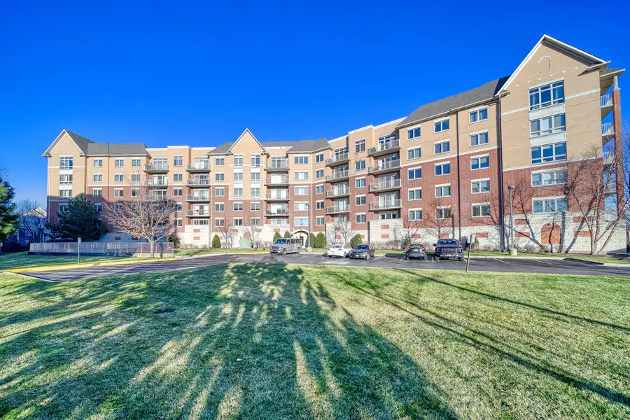 8300 Concord Drive #211, Morton Grove, IL 60053 - #2