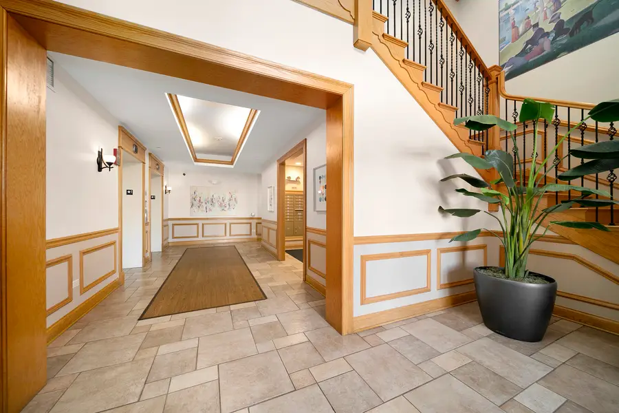 8300 Concord Drive #211, Morton Grove, IL 60053 - #3