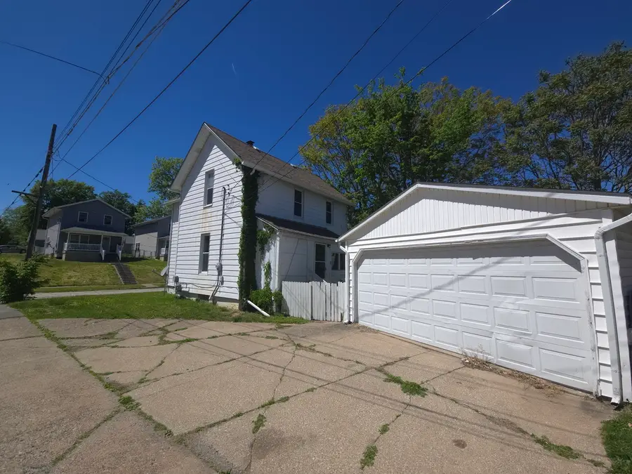 1306 17th Street, Moline, IL 61265 - #3