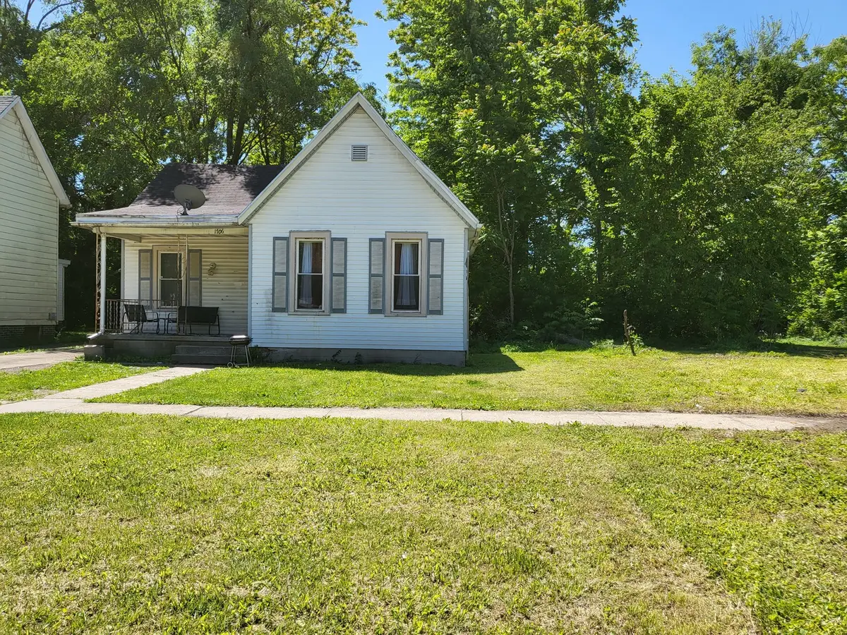 1706 E Edwards Street, Springfield, IL 62703 - #1
