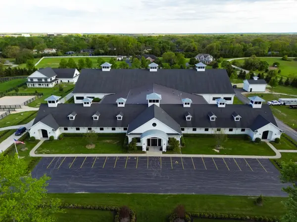 14341 W Old School Road, Libertyville, IL 60048