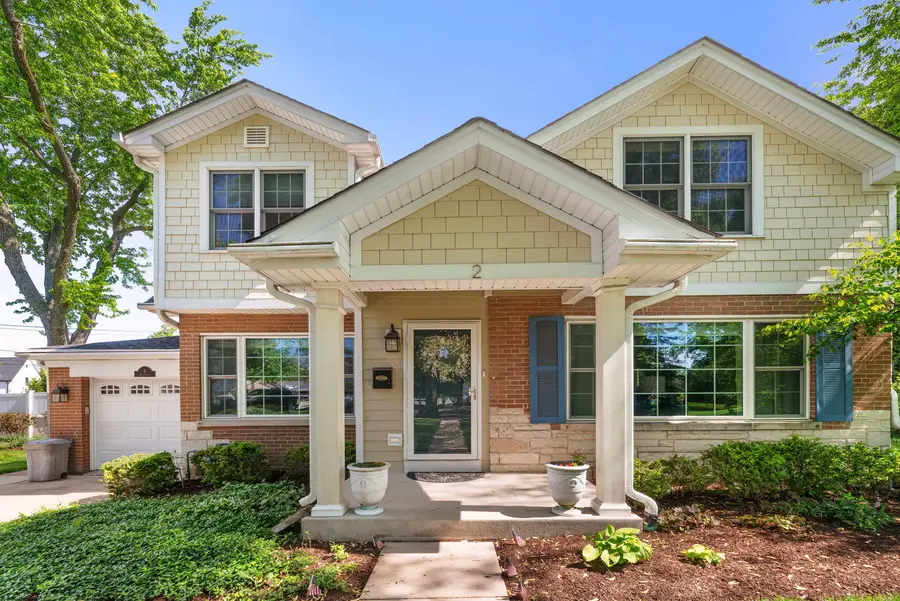 2 Algonquin Road, Clarendon Hills, IL 60514 - #2