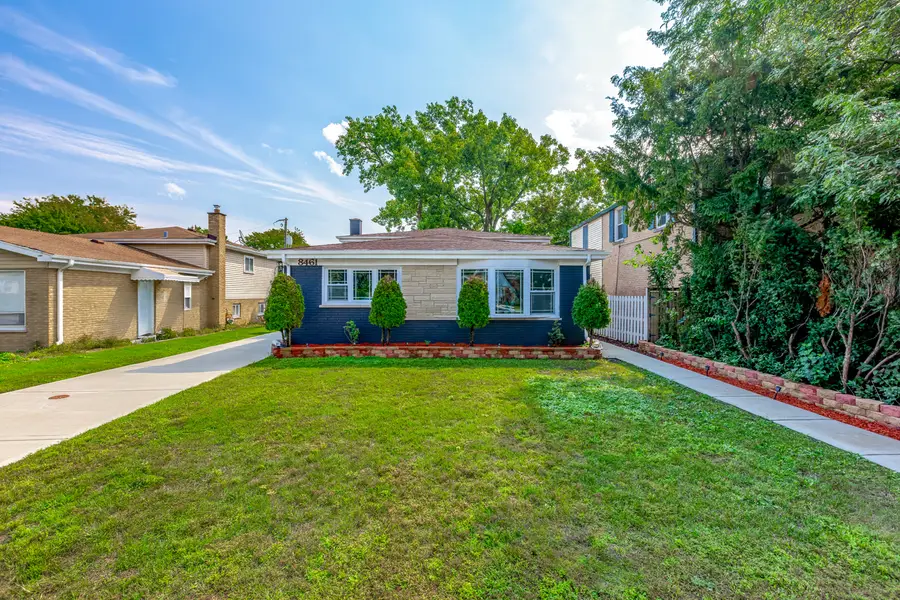 8461 Gross Point Road, Skokie, IL 60077 - #2