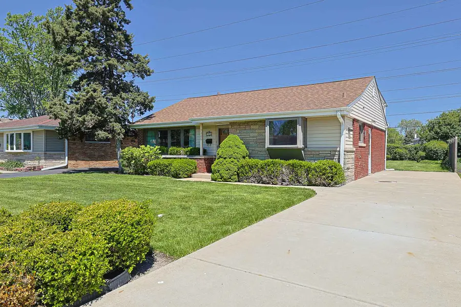 7306 Arcadia Street, Morton Grove, IL 60053 - #2