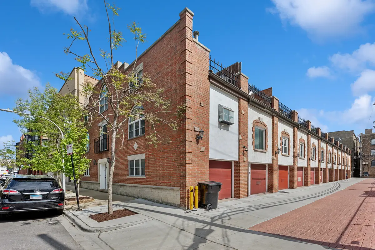 623 W Drummond Place #3, Chicago, IL 60614 - #1