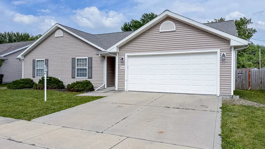 704 S Sunny Lane, Urbana, IL 61802 - #3