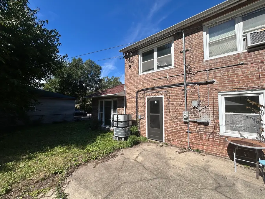 9148 S Burnside Avenue, Chicago, IL 60619 - #2