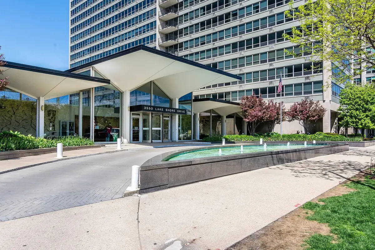 3550 N Lake Shore Drive #301, Chicago, IL 60657 - #1