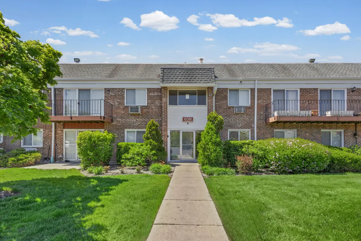 10381 Dearlove Road #2A, Glenview, IL 60025 - #1