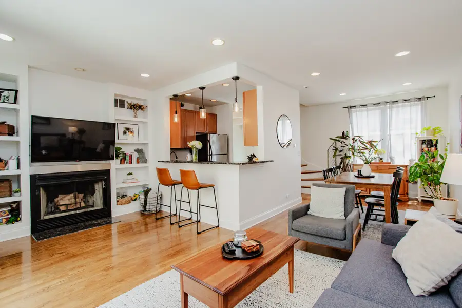 1504 W Pearson Street, Chicago, IL 60642 - #3
