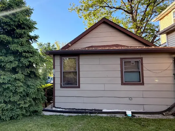 209 Ohio Street, Joliet, IL 60432