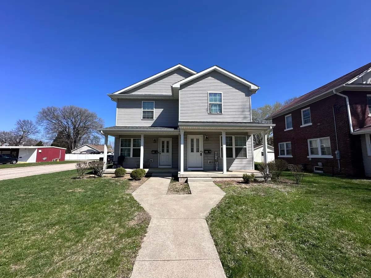 1012 W 4th Street, Sterling, IL 61081 - #1