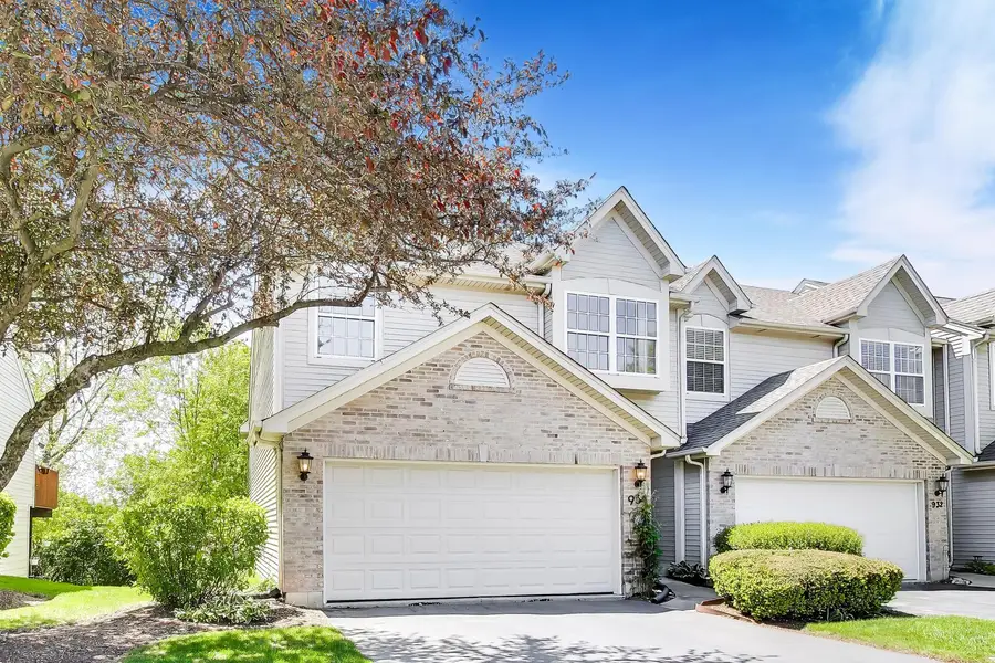 934 Viewpoint Drive, Lake In The Hills, IL 60156 - #2