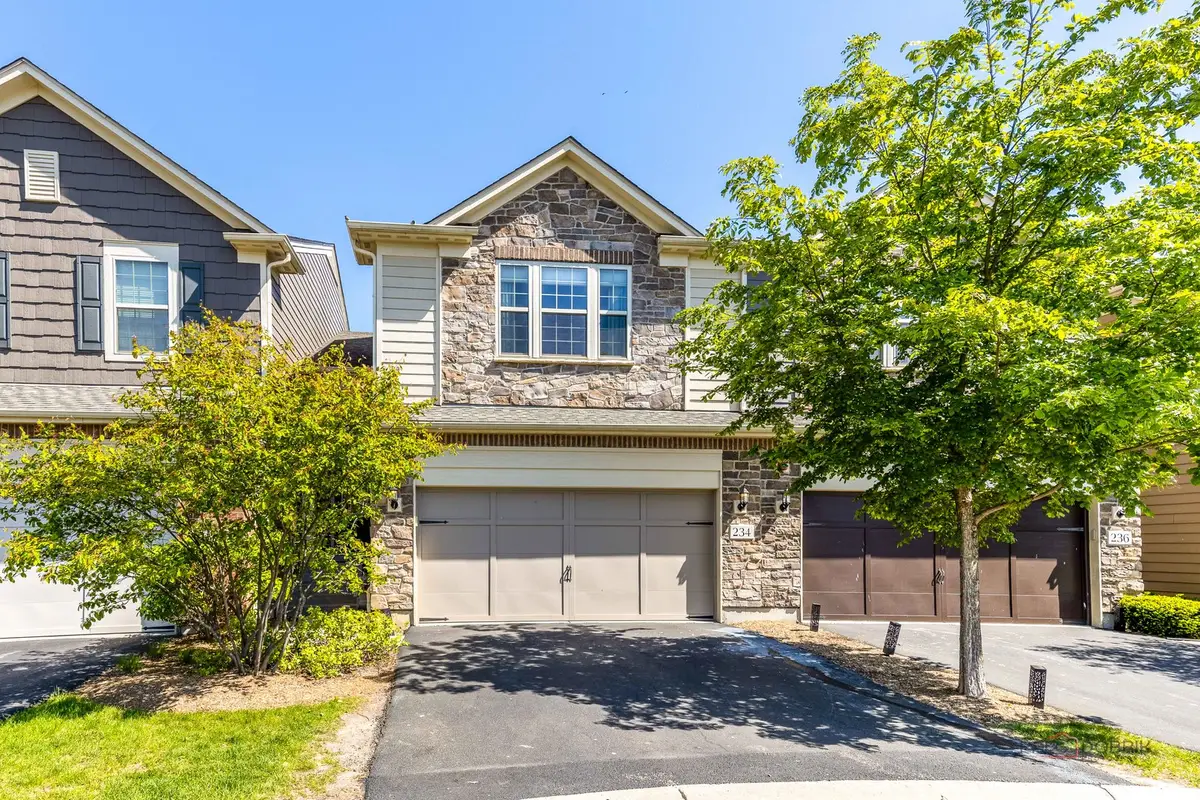 234 Belmont Drive, Lincolnshire, IL 60069 - #1
