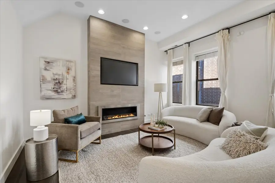2150 W North Avenue #11, Chicago, IL 60647 - #3