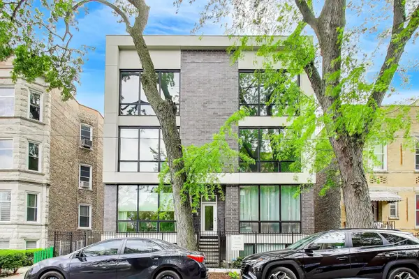2733 W Hirsch Street #2W, Chicago, IL 60622