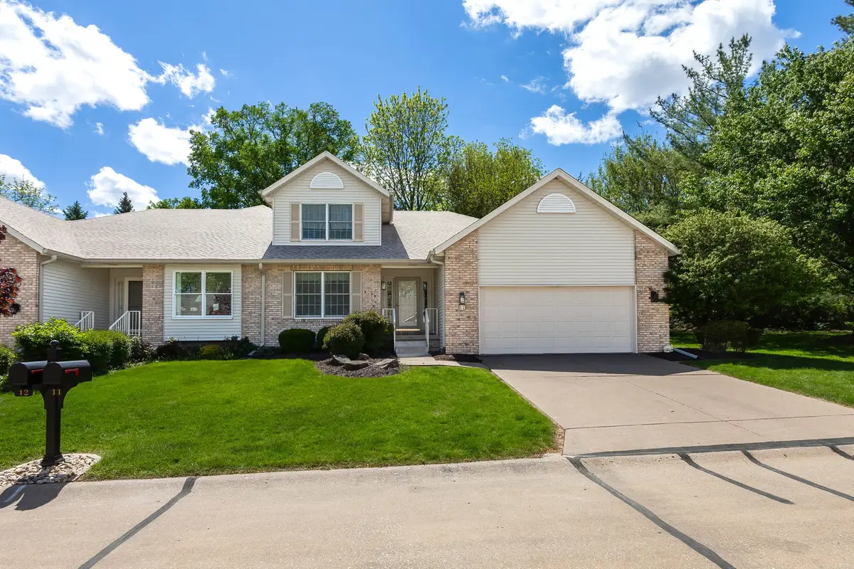 3000 E 32nd Street #11, Davenport, IA 52807 - #1