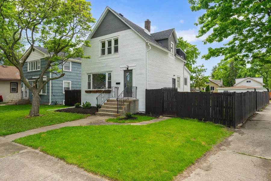1812 S 20th Avenue, Maywood, IL 60153 - #3