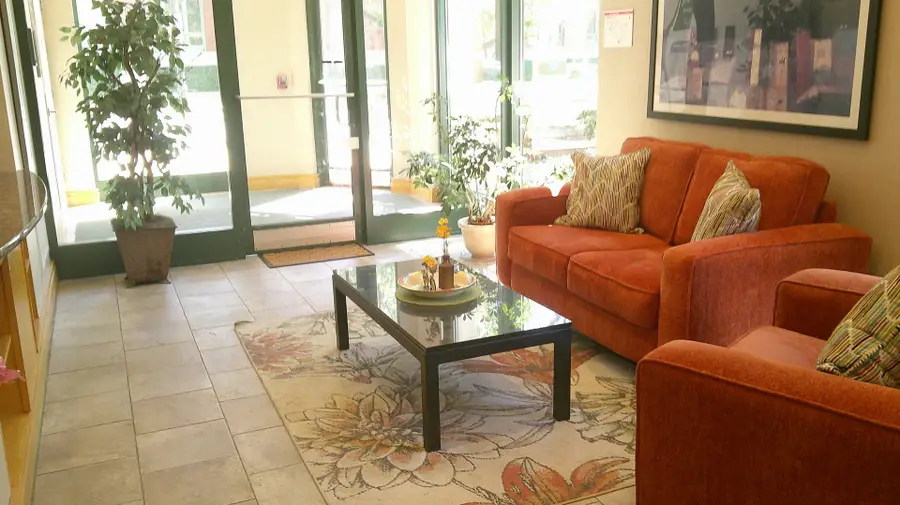 125 N Euclid Avenue #402, Oak Park, IL 60301 - #2