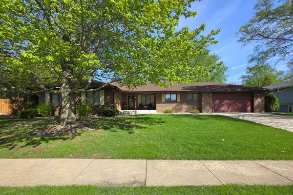 204 Carriage Drive, Morris, IL 60450