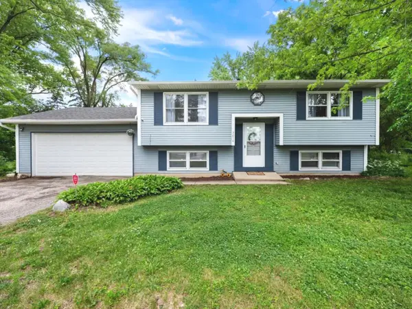 7010 Seminole Drive, Wonder Lake, IL 60097