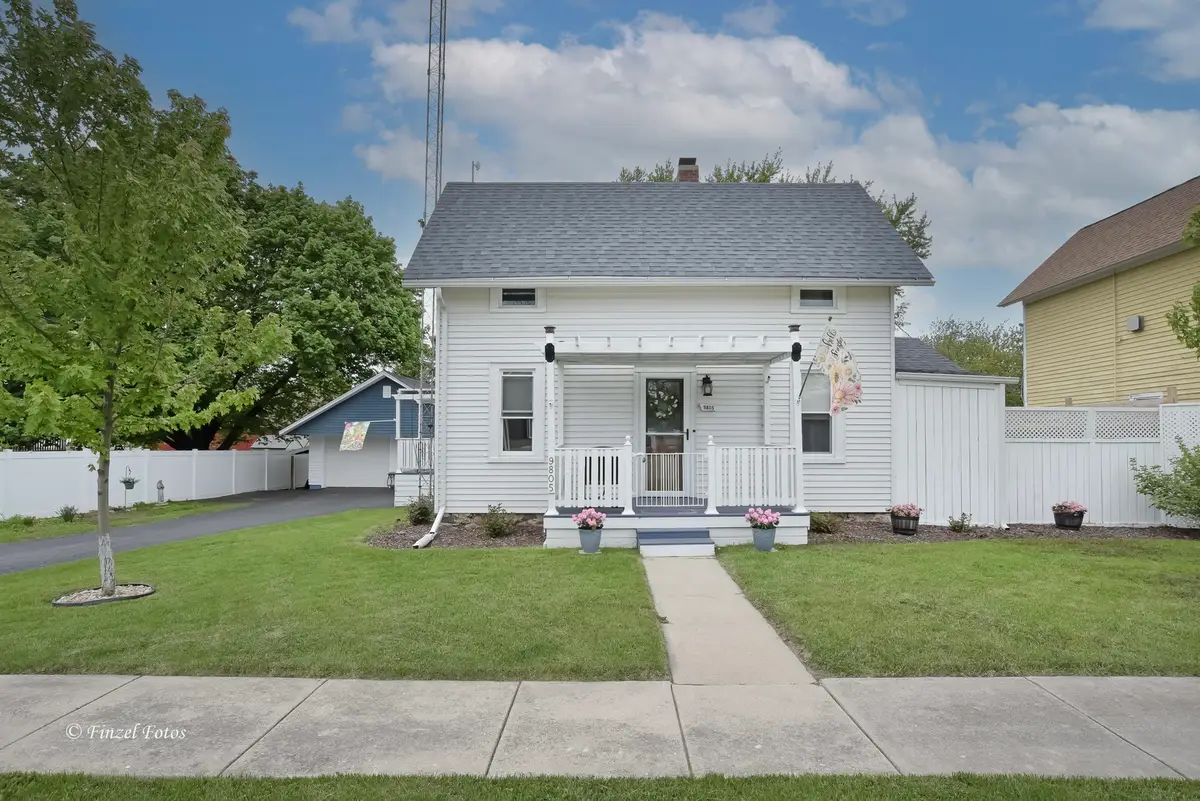 9805 Illinois Street, Hebron, IL 60034 - #1