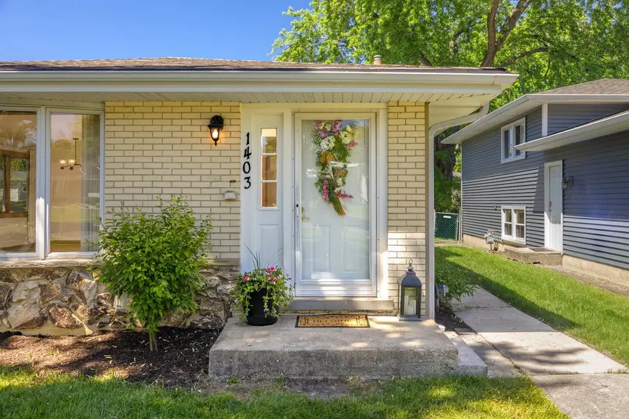 1403 E Lowden Avenue, Wheaton, IL 60189 - #2