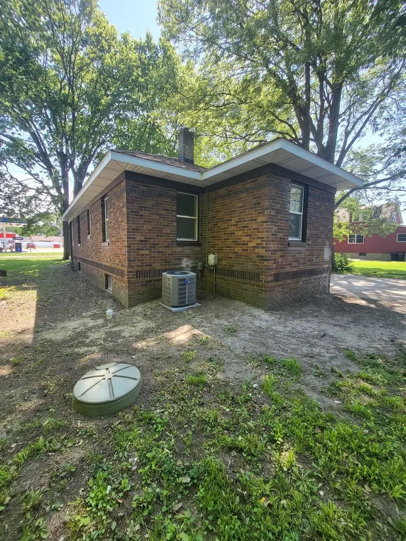 1406 S Bloomington Street, Streator, IL 61364 - #3