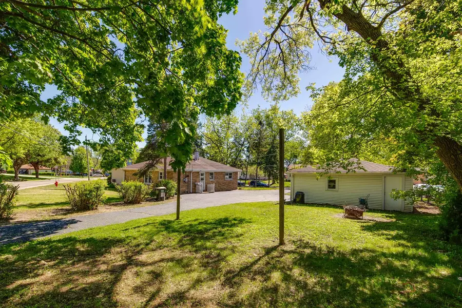 217 Dalton Avenue, Mundelein, IL 60060 - #3
