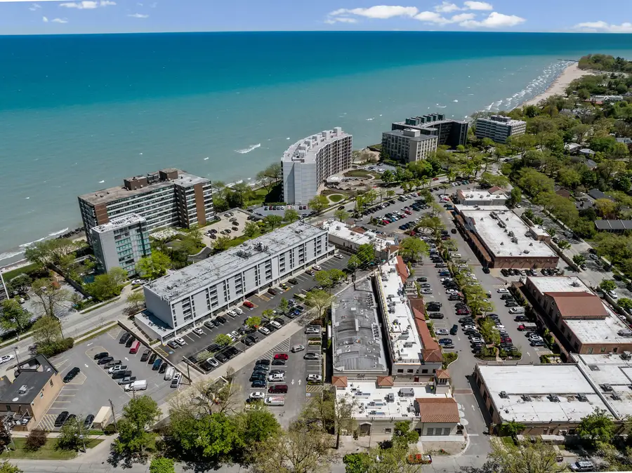 1625 Sheridan Road #206, Wilmette, IL 60091 - #2