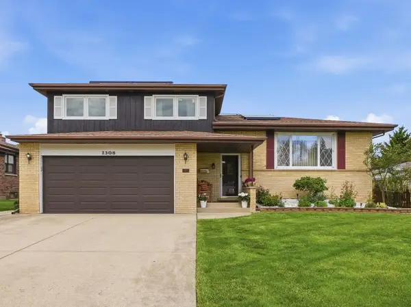 1308 E Thayer Street, Mount Prospect, IL 60056