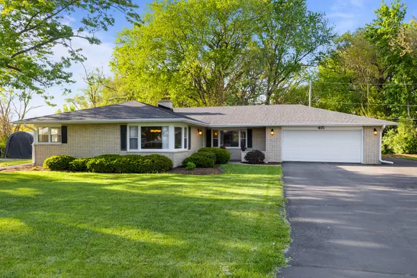 415 Maplewood Drive, Sycamore, IL 60178