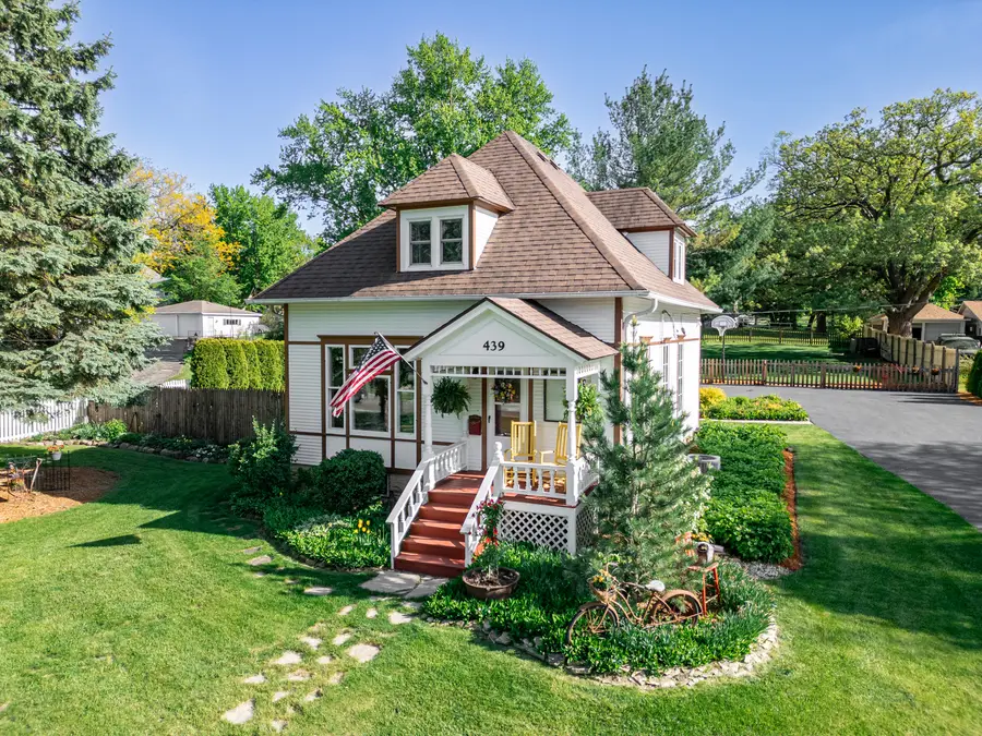 439 W Grant Highway, Marengo, IL 60152 - #2