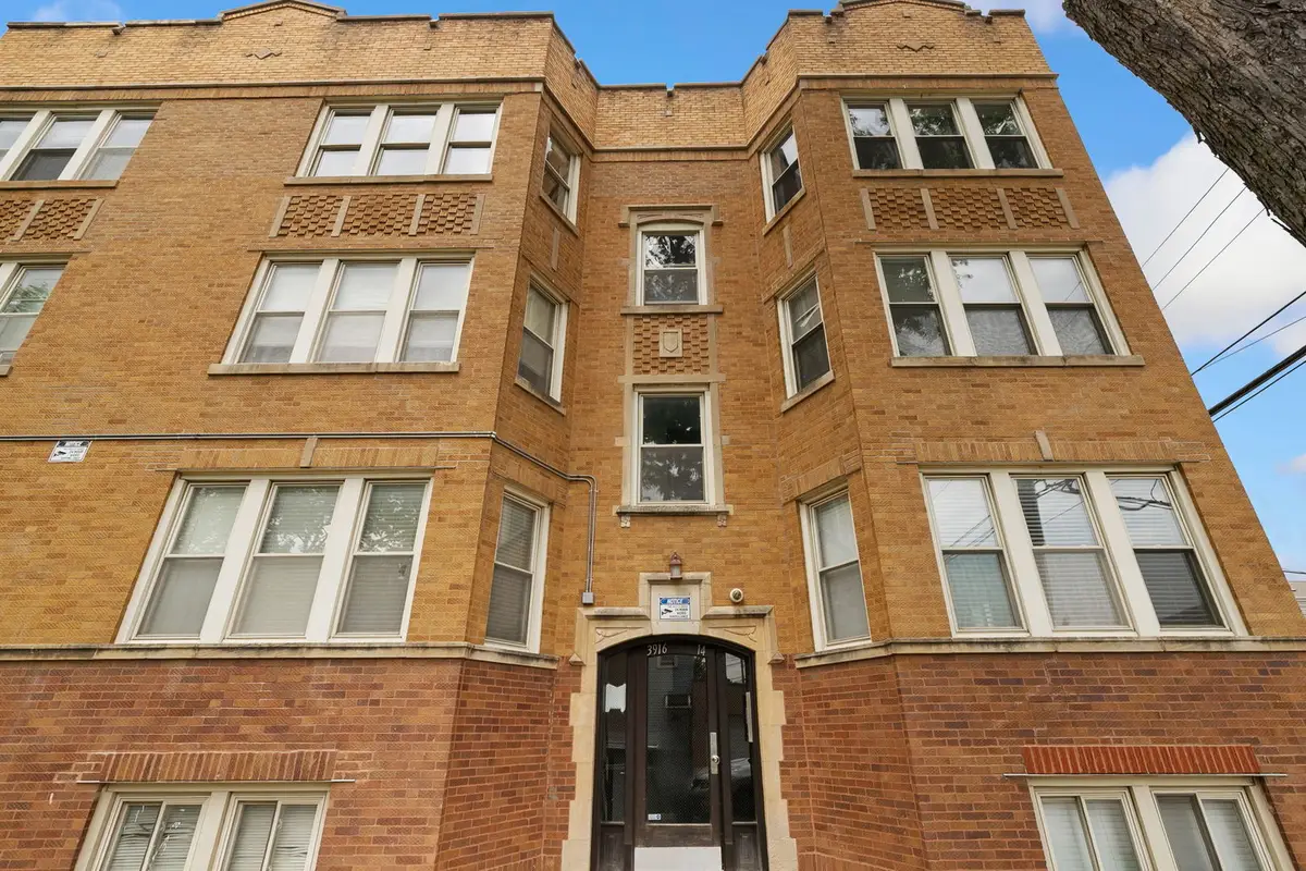 3916 W Cortland Street #3, Chicago, IL 60647 - #1