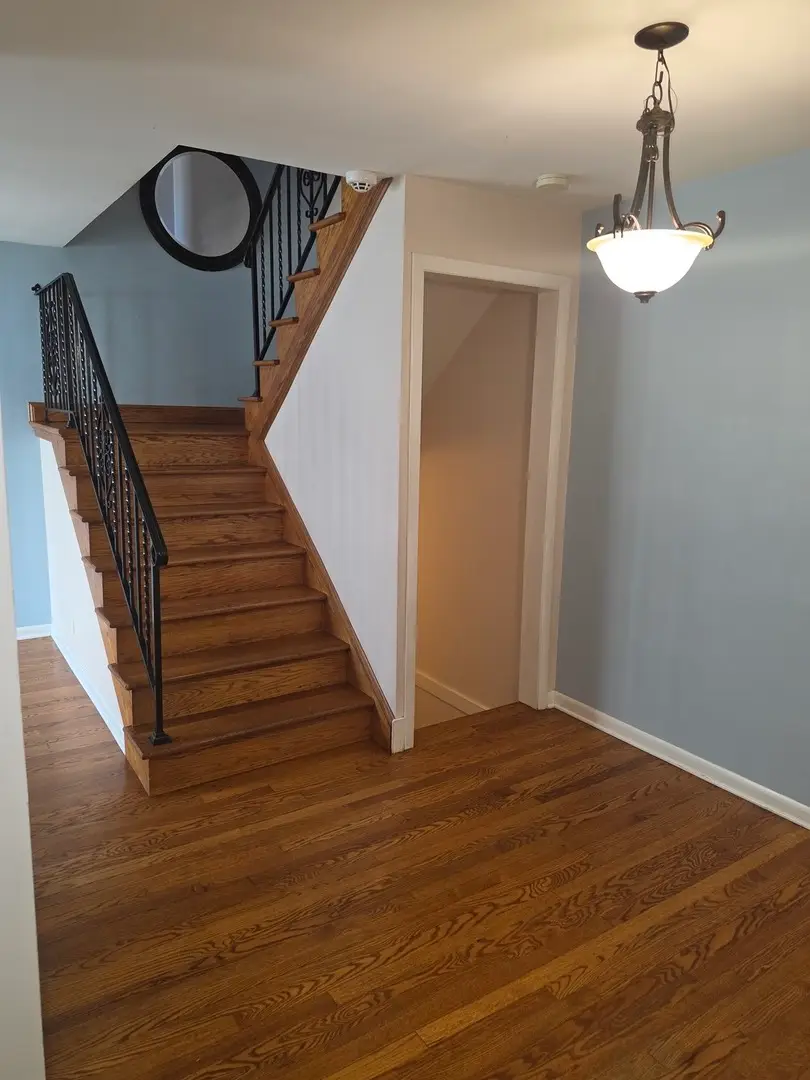 9207 S Kedzie Avenue #2, Evergreen Park, IL 60805 - #3
