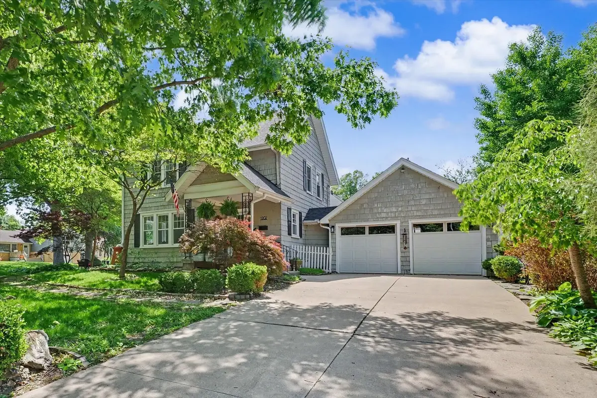 1202 W Healey Street, Champaign, IL 61821 - #1