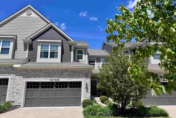 22W408 Autumn Blaze Drive #22W408, Glen Ellyn, IL 60137